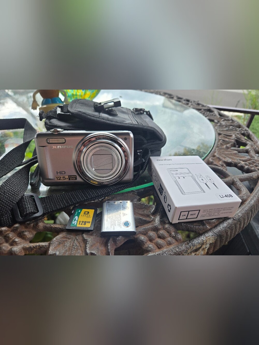 Olympus VR-320 Digital Camera Bundle